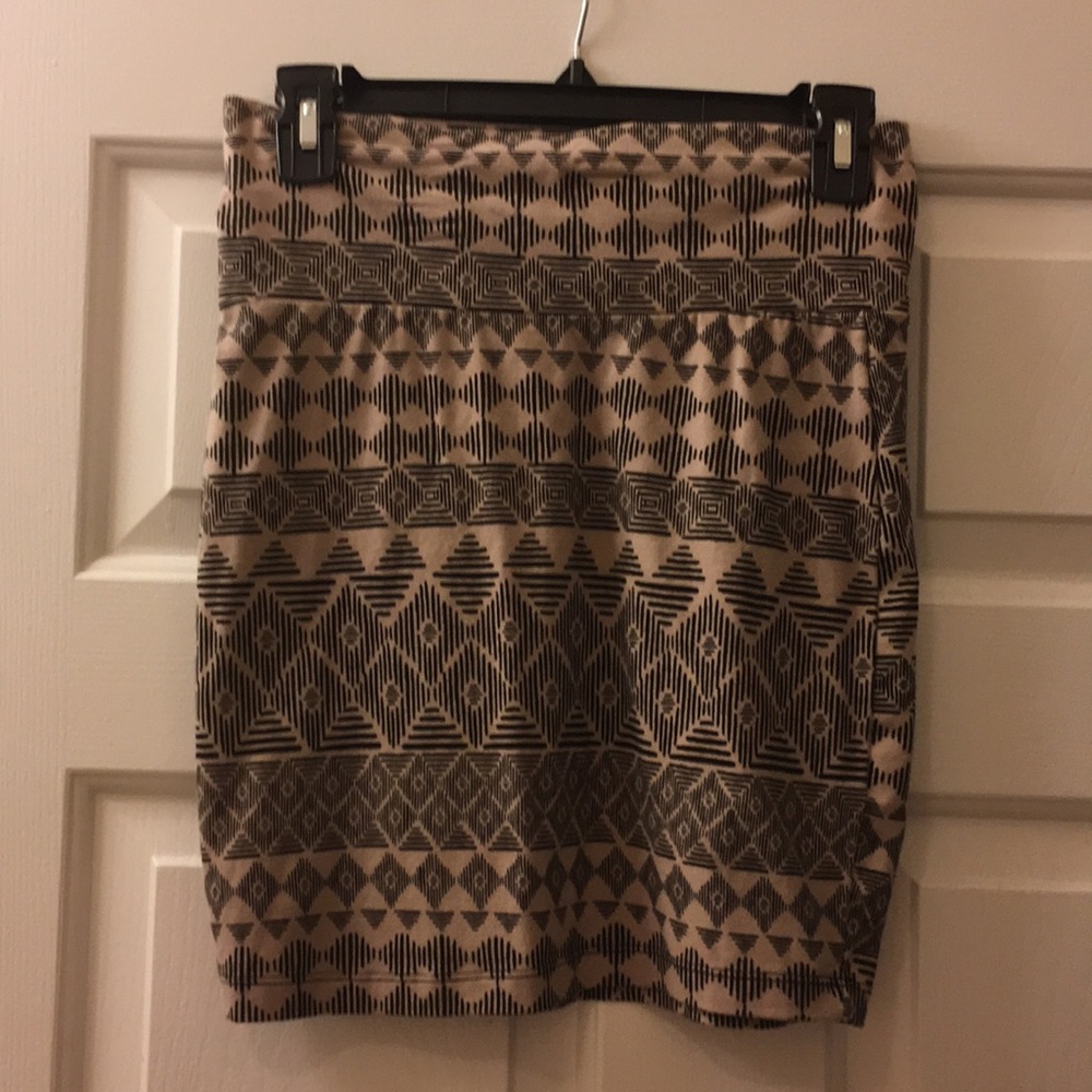 Tribal print mini skirt
